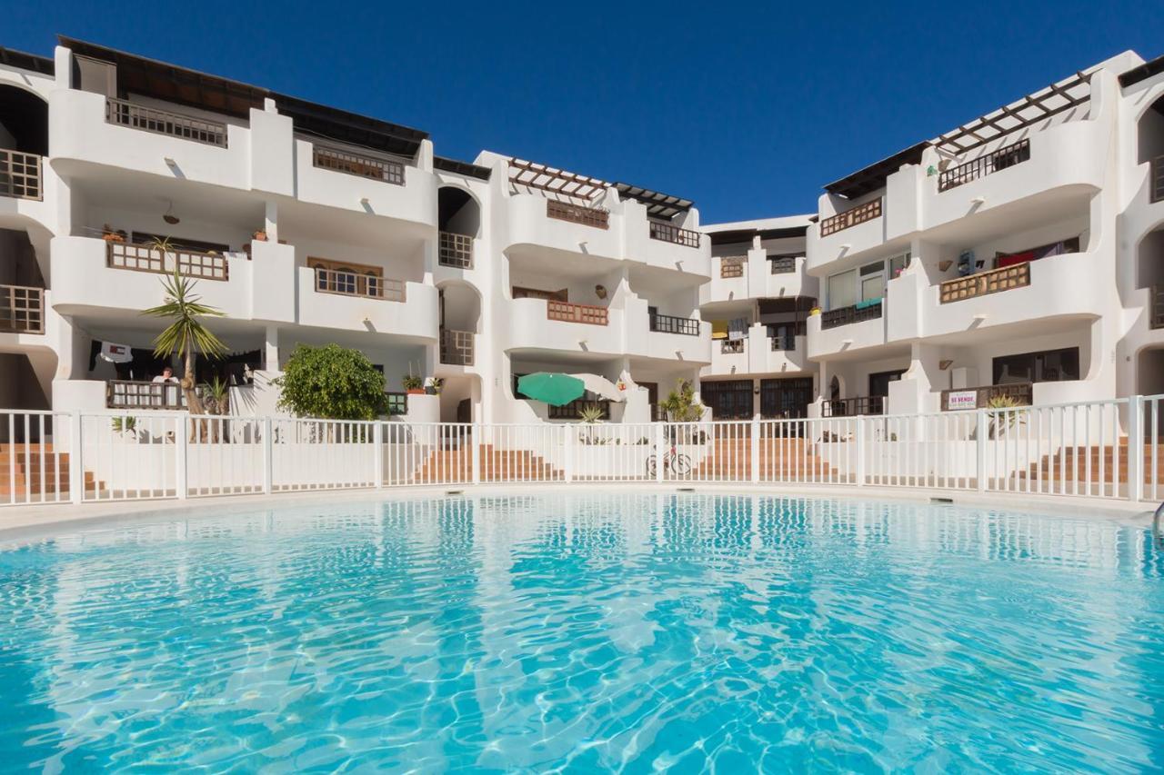 Apartamento Golden Teguise 2 Con Vistas Al Mar Daire Costa Teguise Dış mekan fotoğraf