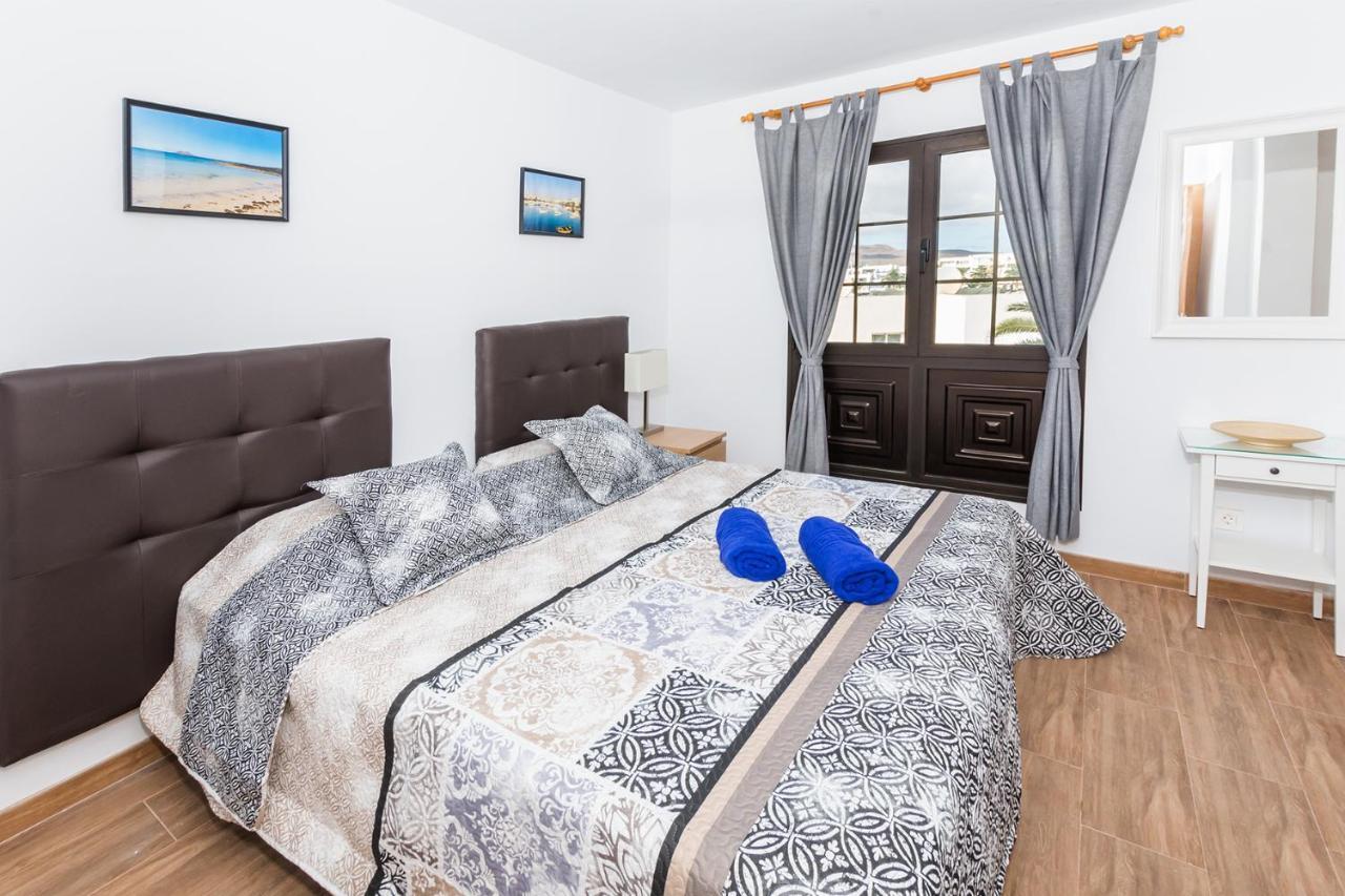 Apartamento Golden Teguise 2 Con Vistas Al Mar Daire Costa Teguise Dış mekan fotoğraf