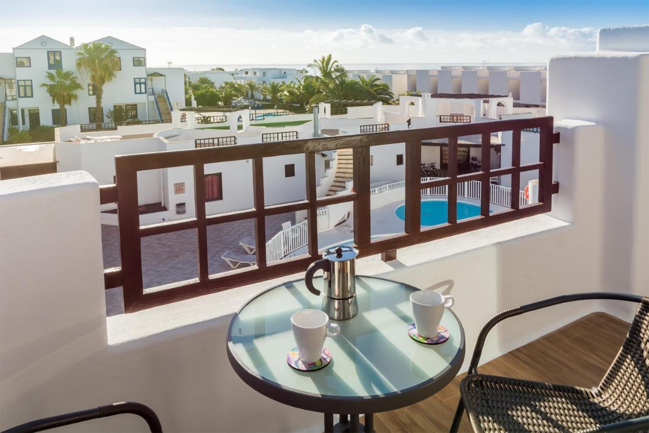 Apartamento Golden Teguise 2 Con Vistas Al Mar Daire Costa Teguise Dış mekan fotoğraf
