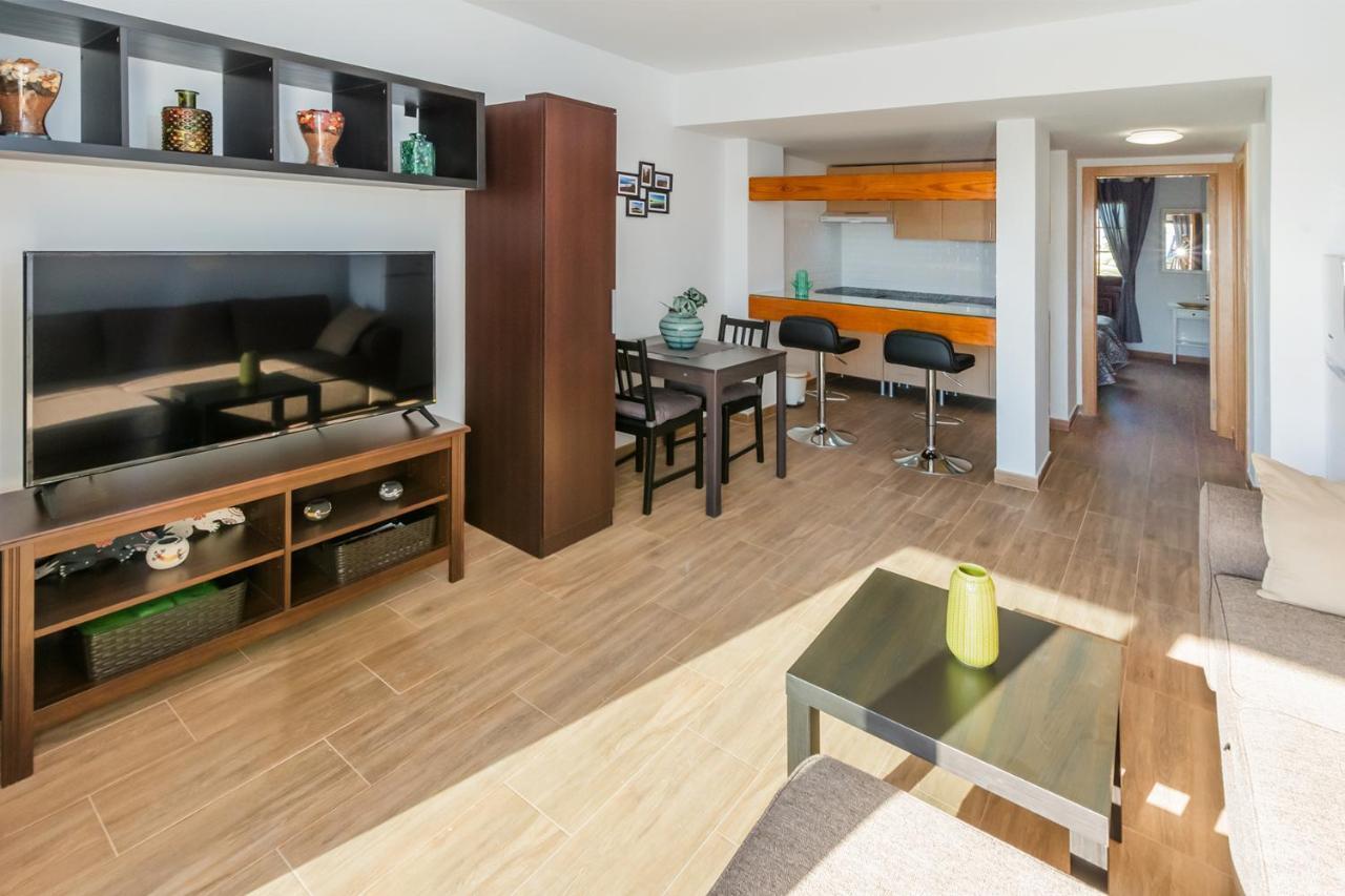 Apartamento Golden Teguise 2 Con Vistas Al Mar Daire Costa Teguise Dış mekan fotoğraf