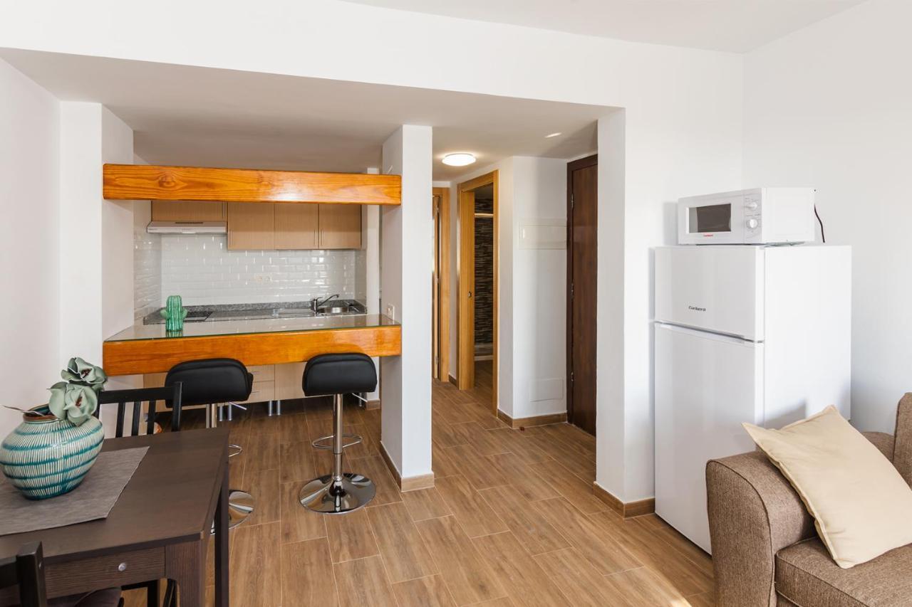 Apartamento Golden Teguise 2 Con Vistas Al Mar Daire Costa Teguise Dış mekan fotoğraf